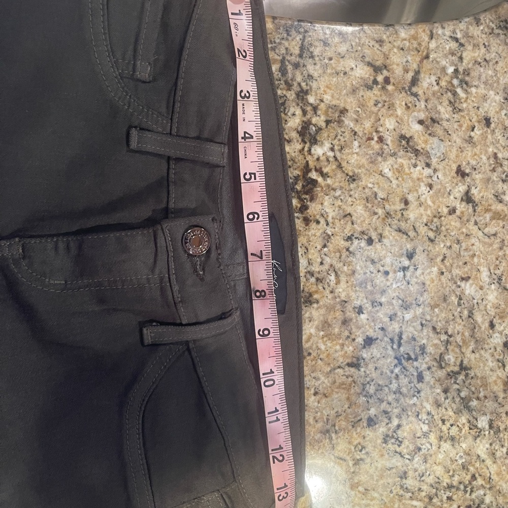 Jeans - Picture 4 of 5
